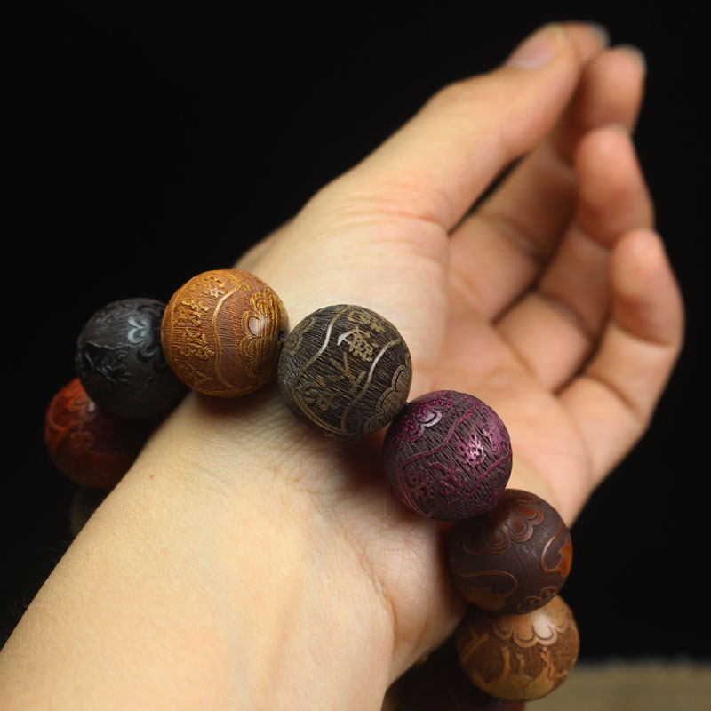 Ethnic style sandalwood Buddhi - Running Gear In A Car 评论和价格